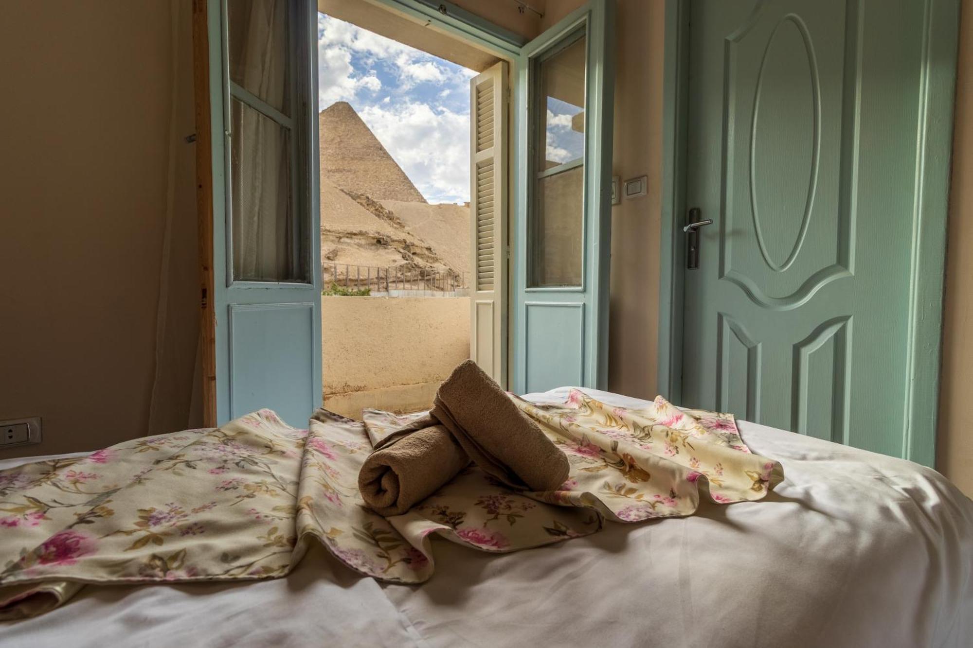 The Grand Pyramids View Hotel Kafrat al Jabal Room photo